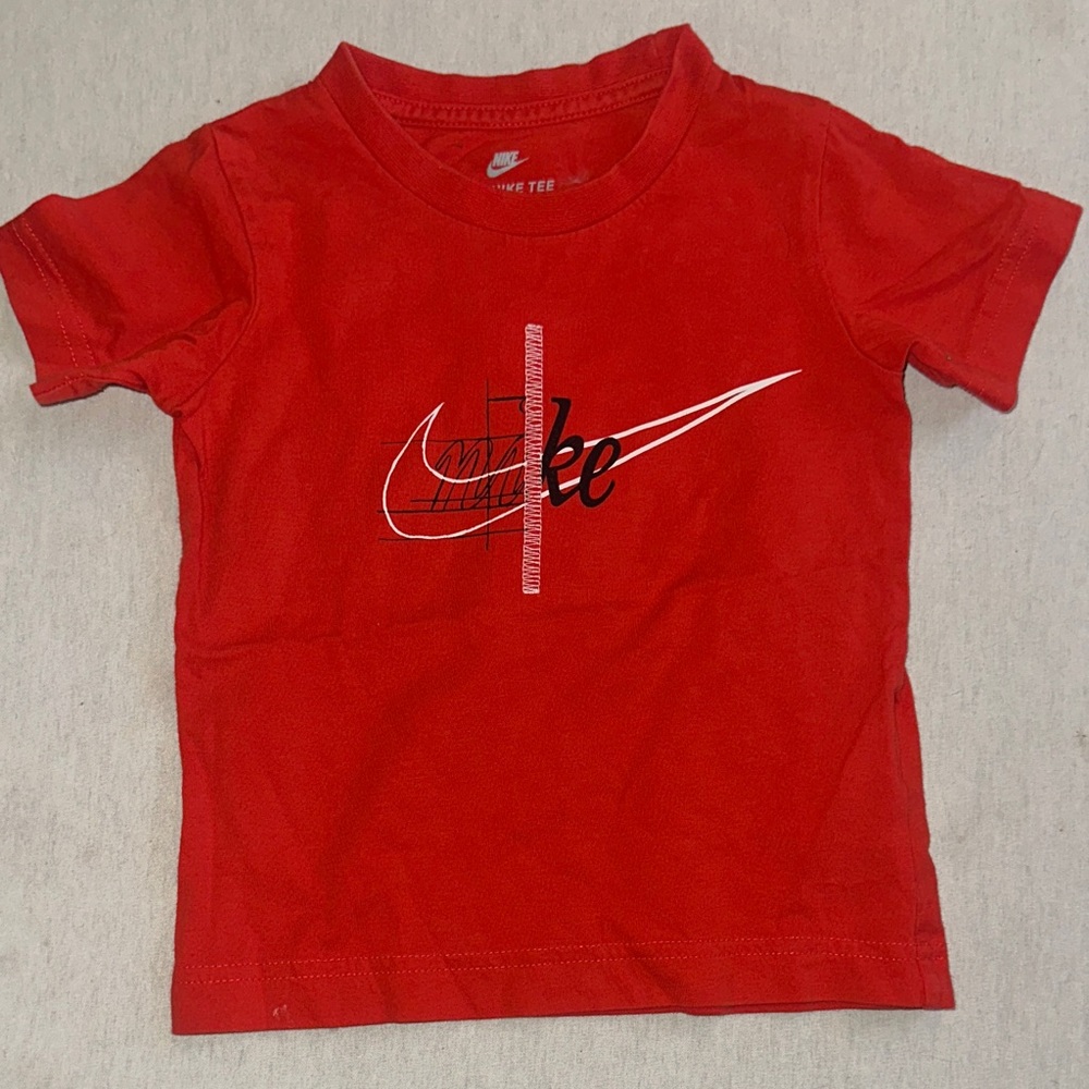 Nike Kids Size 2-3Y Red Short Sleeve Tee